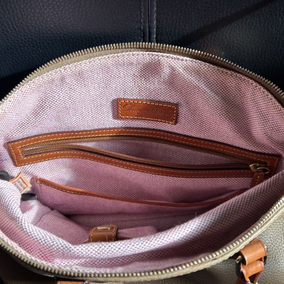 DOONEY & BOURKE......LIGHT TAN, GREAT CONDITION..... - Picture 7 of 8